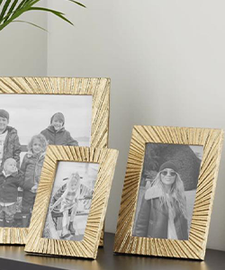 Lloyd Gold Frame